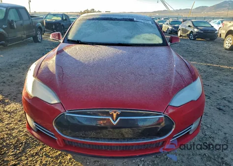 2014 Tesla Model S from USA, damaged, VIN 5YJSA1S14EFP33100